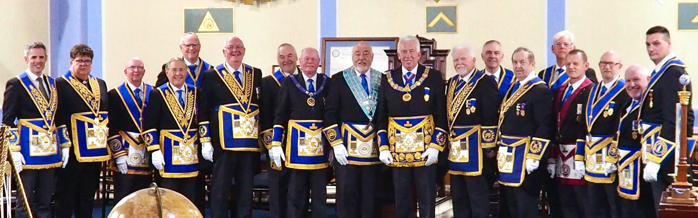 Ian Fowler with Mark Matthews (centre) and the grand and acting Provincial grand officers.