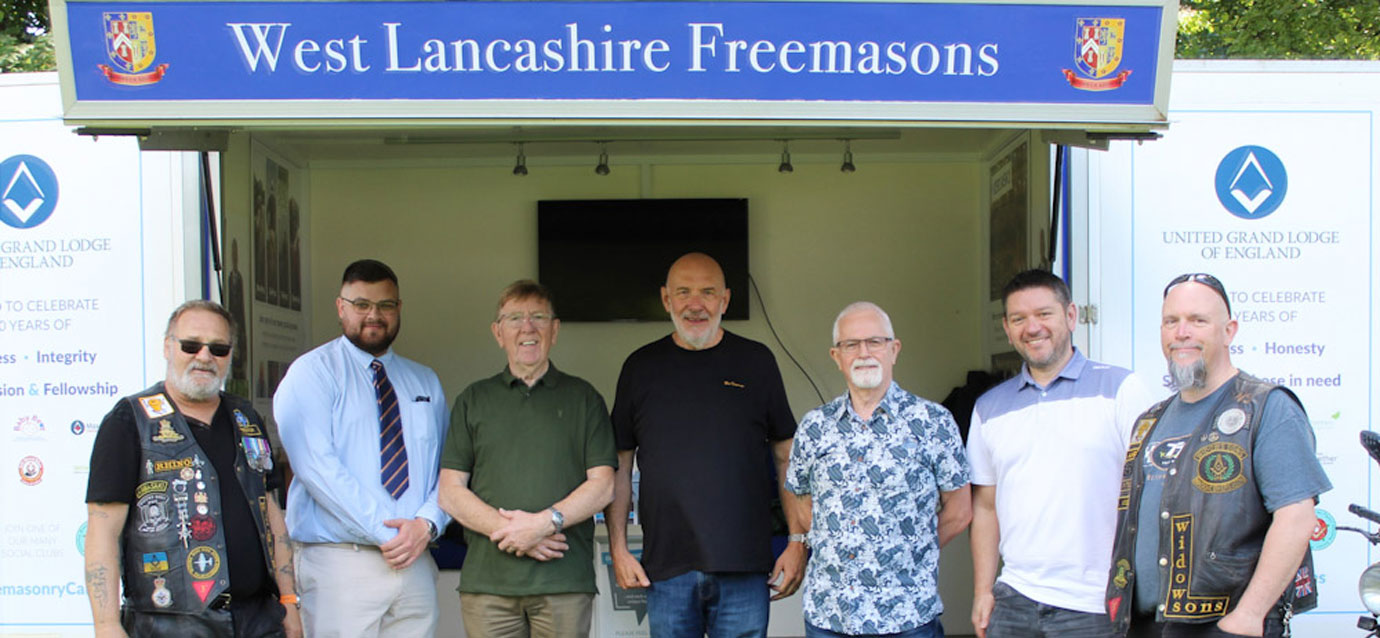 Pictured from left to right, are: Leo Kap, Alan Campbell, George Moffat, Chris Lyon, Paul Brunskill, Ian Edge and Mark Denton.