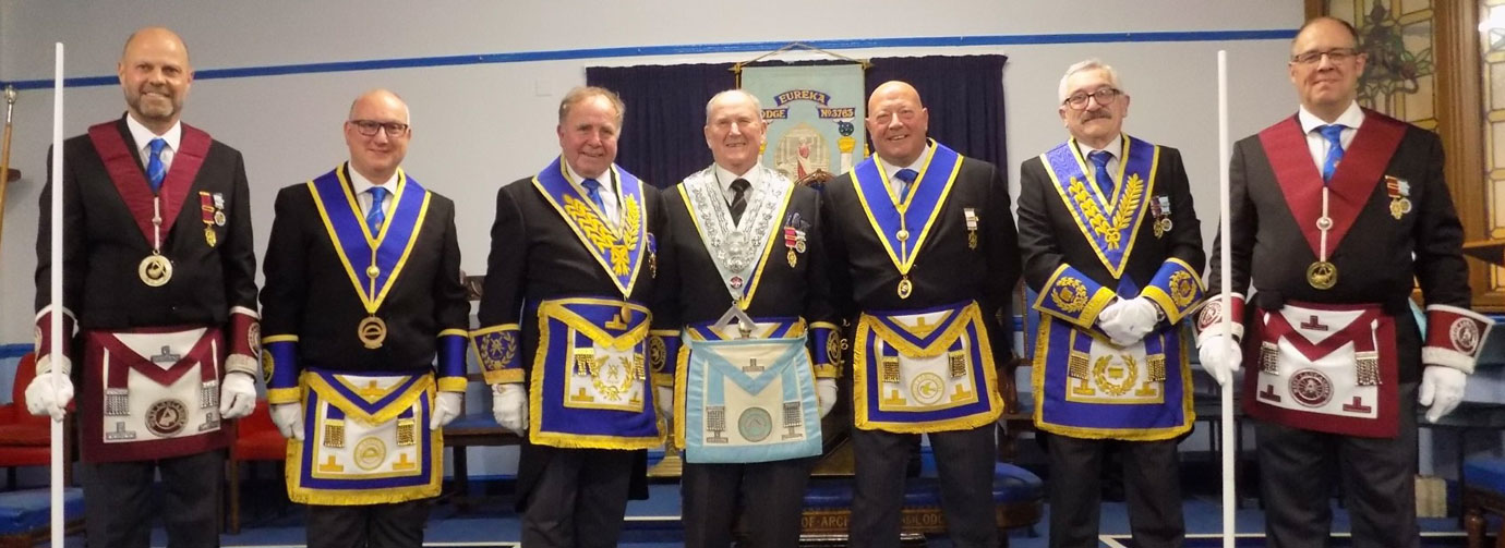 Pictured from left to right, are: David Lyon, Andrew Oliver, Graham Chambers, Don Fraser, David Seel, John Rimmer and Martin Stewart. 