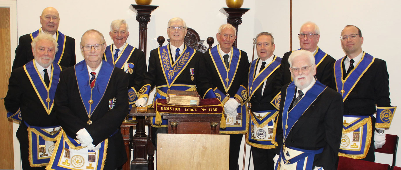 The remaining members of Phoenix Lodge.