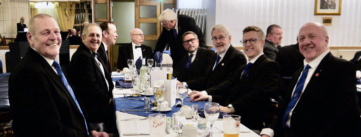 Brethren enjoying the festive board.