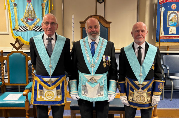 Pictured from left to right, are: Michael Yeadon, Mike Ashton and Dr Keith Lowson.