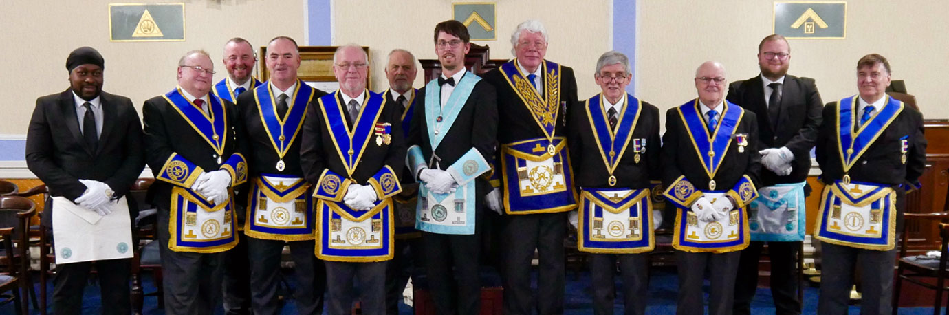 Andy Inglis (centre) and the members of Clifton Lodge.