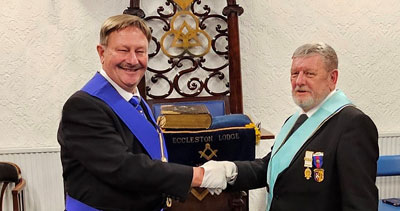 Paul Hesketh (left) and master of the lodge John Anderson.