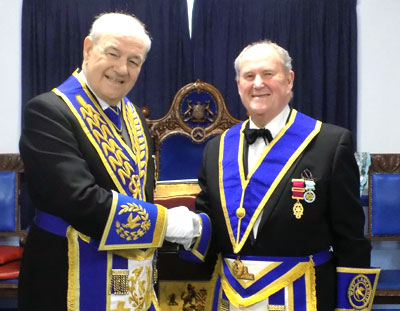 Anthony (left) congratulates Don on being installed as master. Anthony (left) congratulates Don on being installed as master.