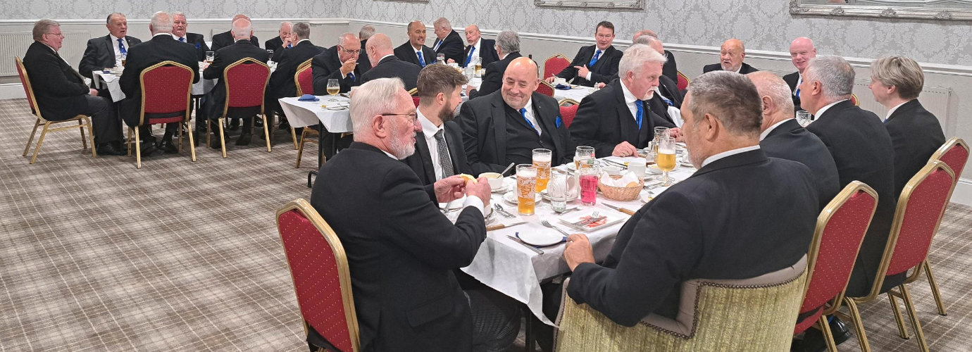 Brethren enjoying the festive board.