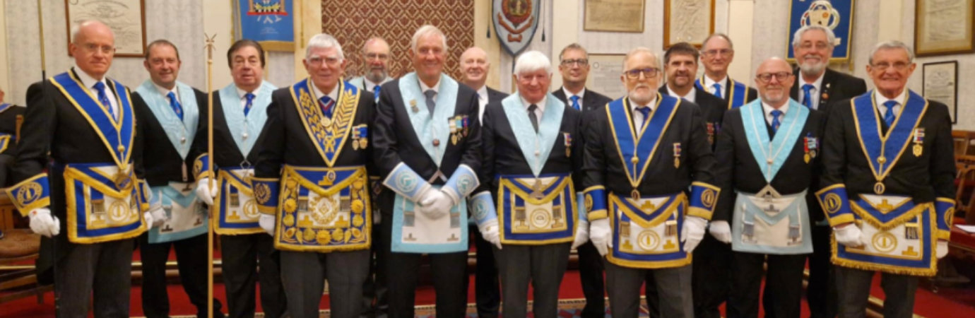 Pictured from left to right, are: Peter Littlehales, Chris Eccles, Barry Hadley, Tony Harrison, Terry Ridal, Martin Rigby, Andrew Greenwood, Stuart Brackstone, Nick Collinge, Geoff Waters, Gary Gibson, Carl McWhan, Gary Mansfield, Ron Hiseman and Jim Richards.