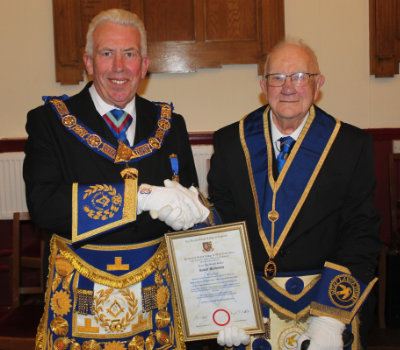 Mark Matthews (left) presents platinum jubilee certificate to Bob Martindale. Mark Matthews (left) presents platinum jubilee certificate to Bob Martindale.