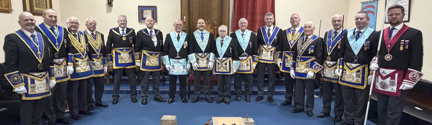 Pictured from left to right, are: Kevin Rigg, Andy McClements, David Kellett, Keith Kemp, Peter Schofield, Malcolm Bell, Richard Parker, Paul Mason, Tony Cassells, Ken Robinson, Chris Larder, Daniel Crossley, Peter Mason, Ian Hallatt, Steve McClintock and Lee Fisher. Pictured from left to right, are: Kevin Rigg, Andy McClements, David Kellett, Keith Kemp, Peter Schofield, Malcolm Bell, Richard Parker, Paul Mason, Tony Cassells, Ken Robinson, Chris Larder, Daniel Crossley, Peter Mason, Ian Hallatt, Steve McClintock and Lee Fisher.
