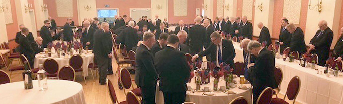 The crowded social board.