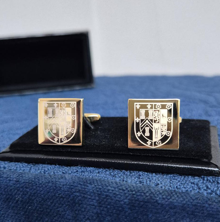 Deluxe Gold Square Cufflinks - Image 2