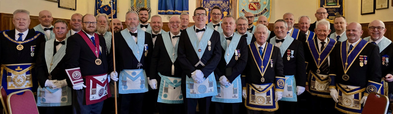 Brethren of Semper Sursum Lodge with new WM Jon Reed. 