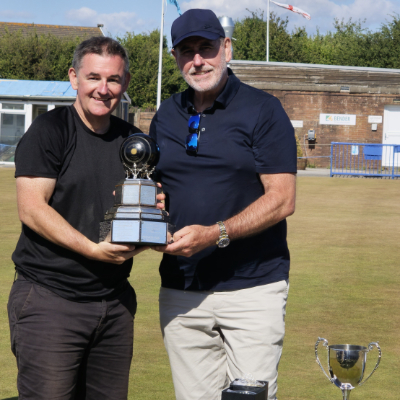 Frank Umbers (right) presents Paul Curwen with the Cowper Trophy