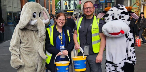 Jonny Edwards and Rihanna McDermott, along with the Air Ambulance Mascots, collecting in Liverpool. Jonny Edwards and Rihanna McDermott, along with the Air Ambulance Mascots, collecting in Liverpool.