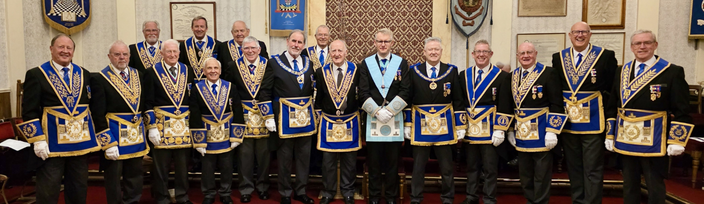 Pictured from left to right, are: Paul Broadley, Keith Kemp, Phil Gardner, Norman Thompson, Mathew Hampson, Alan Jones, Phil Gunning, Tony Harrison, Frank Umbers, Chris Band, Rowley Saunders, Gary Grieve, Peter Schofield, Chris Gray, Dave Grainger, Gary Rogerson and Phil Preston. Pictured from left to right, are: Paul Broadley, Keith Kemp, Phil Gardner, Norman Thompson, Mathew Hampson, Alan Jones, Phil Gunning, Tony Harrison, Frank Umbers, Chris Band, Rowley Saunders, Gary Grieve, Peter Schofield, Chris Gray, Dave Grainger, Gary Rogerson and Phil Preston.