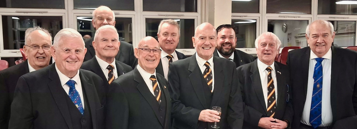 Bill Pearce (centre) with former police officer colleagues Bill Pearce (centre) with former police officer colleagues